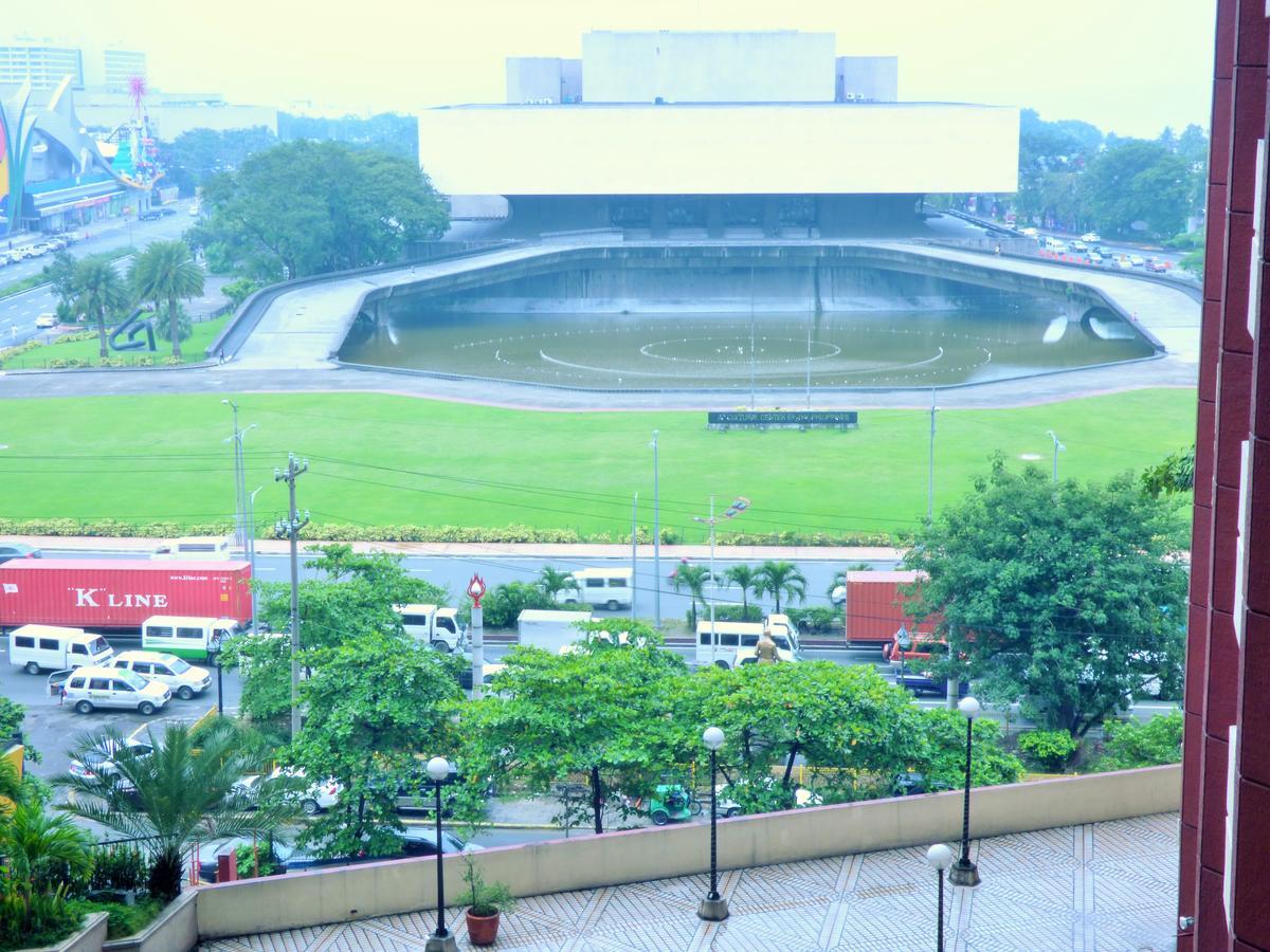Manila Bay Serviced Apartments Exteriör bild