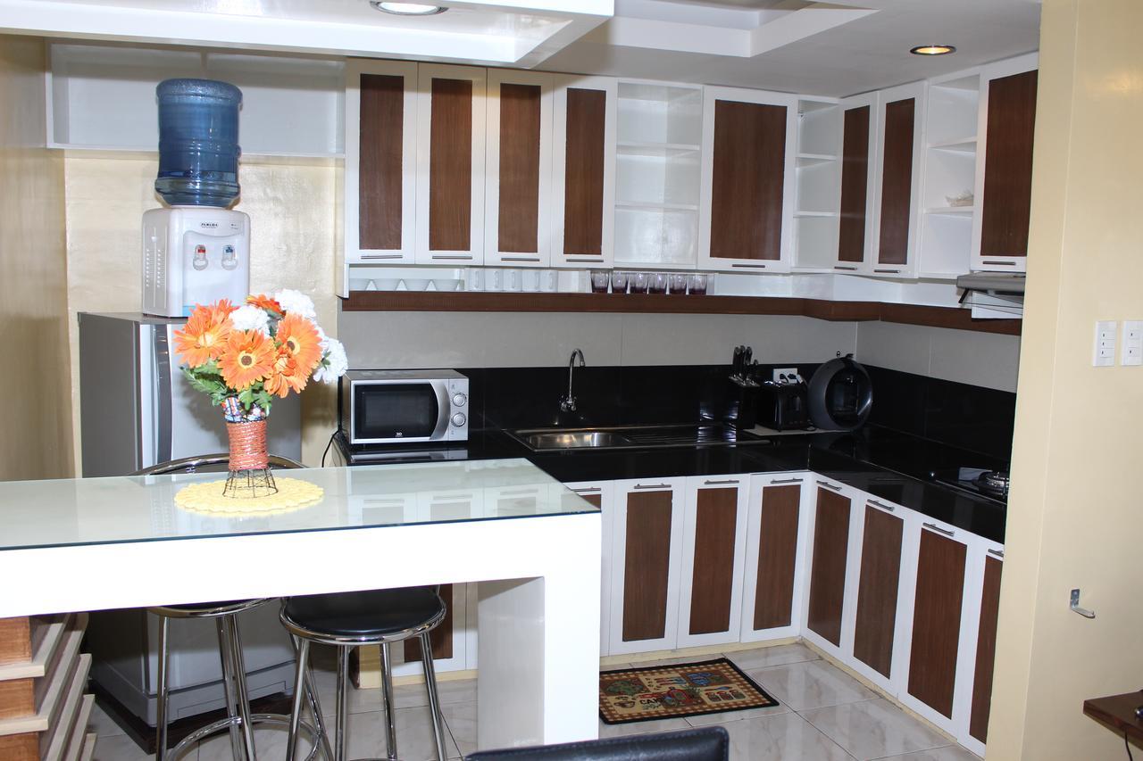 Manila Bay Serviced Apartments Exteriör bild