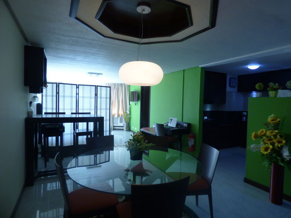 Manila Bay Serviced Apartments Exteriör bild
