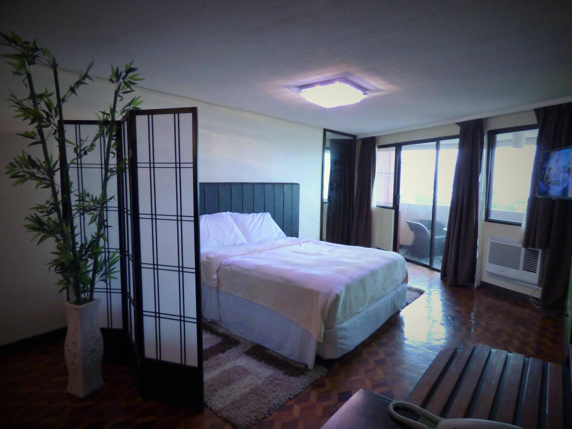 Manila Bay Serviced Apartments Exteriör bild